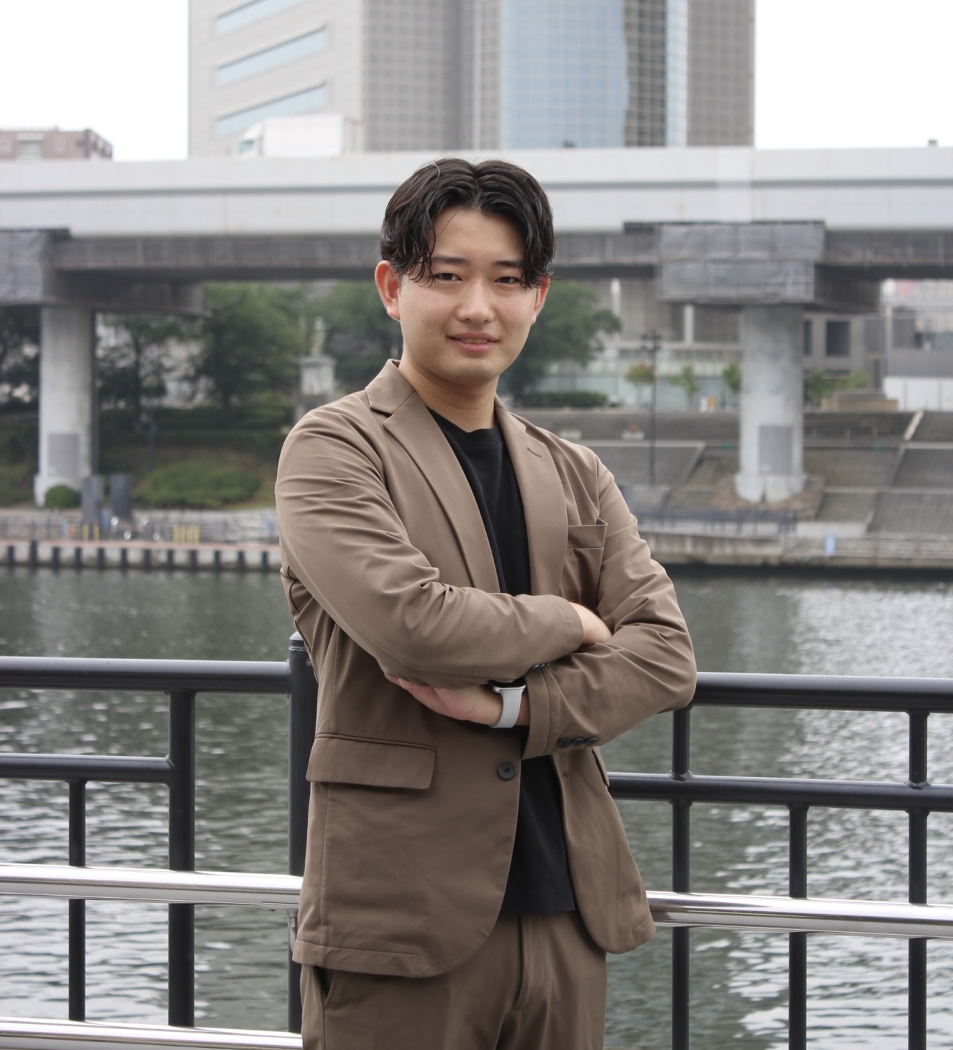 廣神 裕也